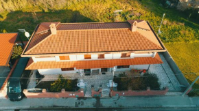 AnaeleHouseapartments LTB